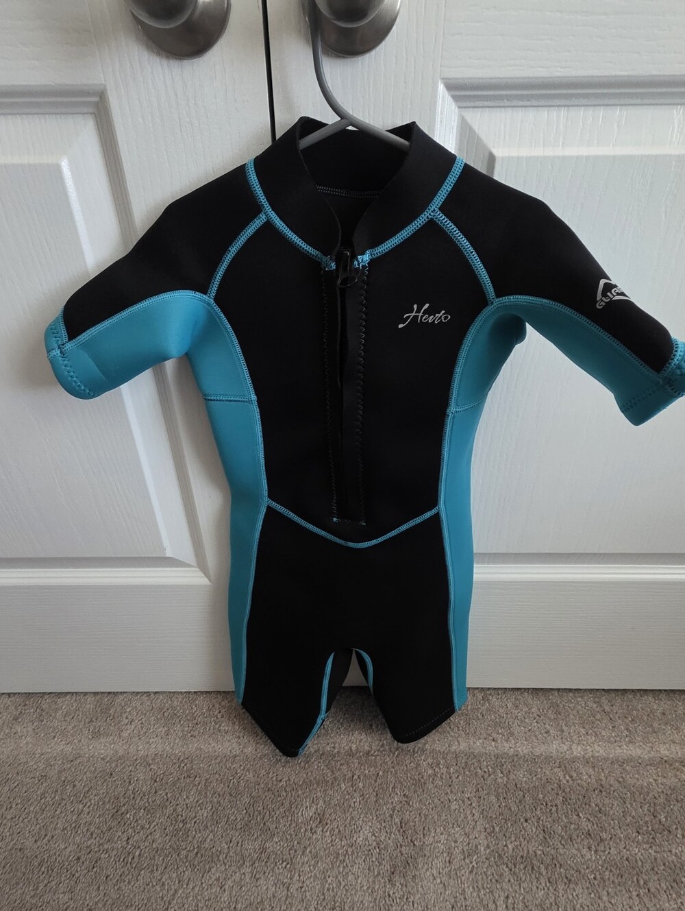 Kids Short Sleeve Wetsuit - Black & Teal Size 6